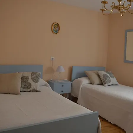 Casa rural Lláganos *